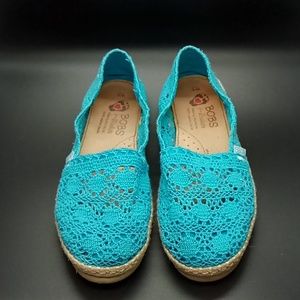 FINAL WEEK! BOB'S by Skechers Slip-on Crochet Turquoise Shoes Size 9